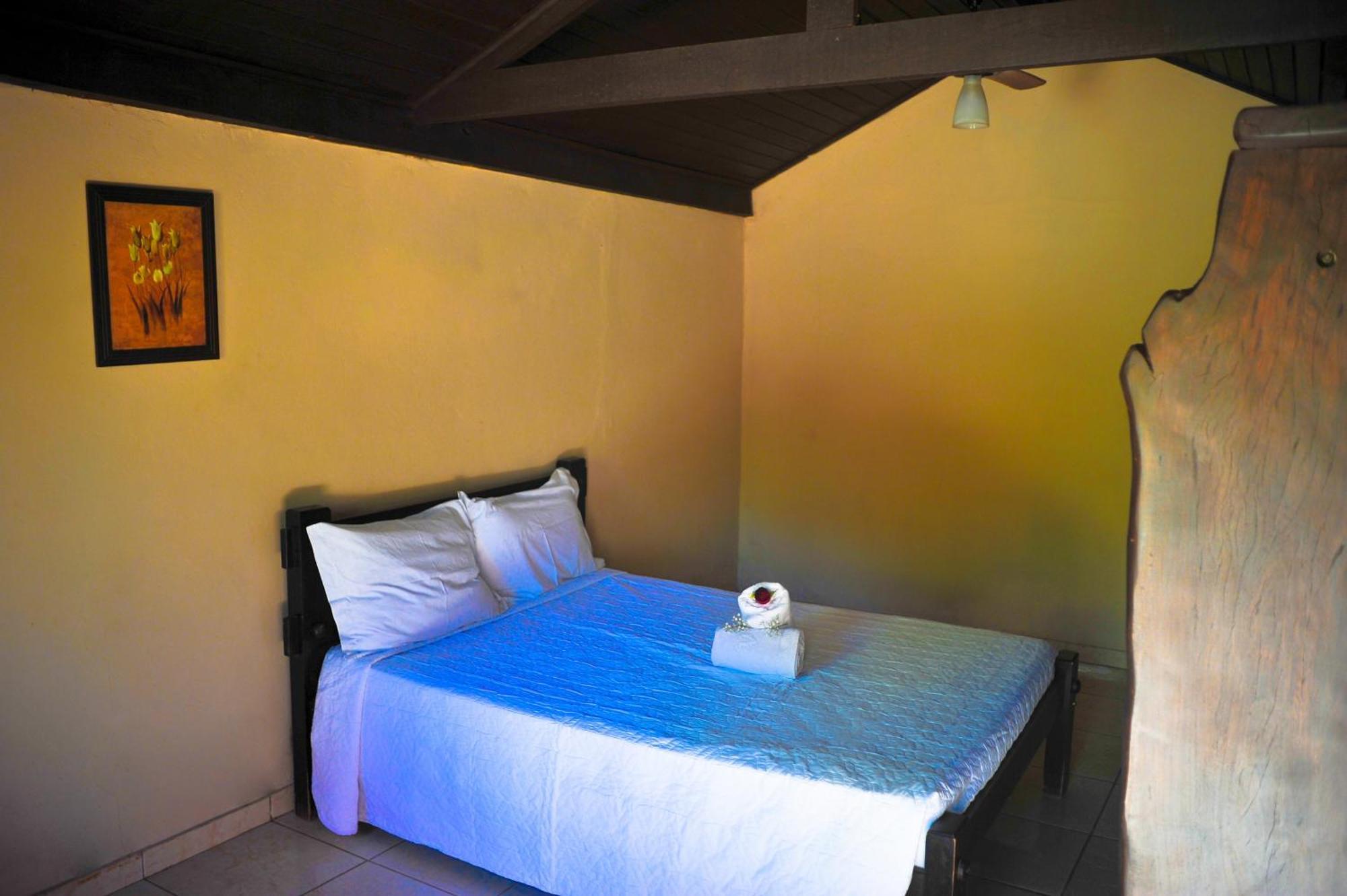 Pousada Villa Das Pedras Pirenópolis Zimmer foto